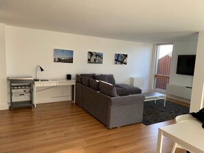 Een flatscreentelevisie