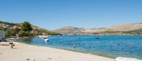 Beach nearby, sun loungers