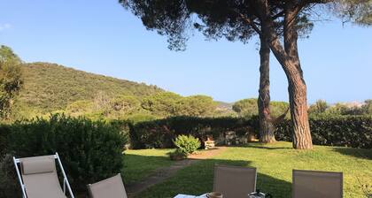 House with garden in quiet location with beautiful panoramic view