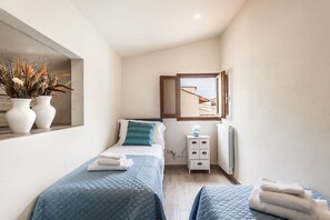 2 bedrooms, WiFi, bed sheets