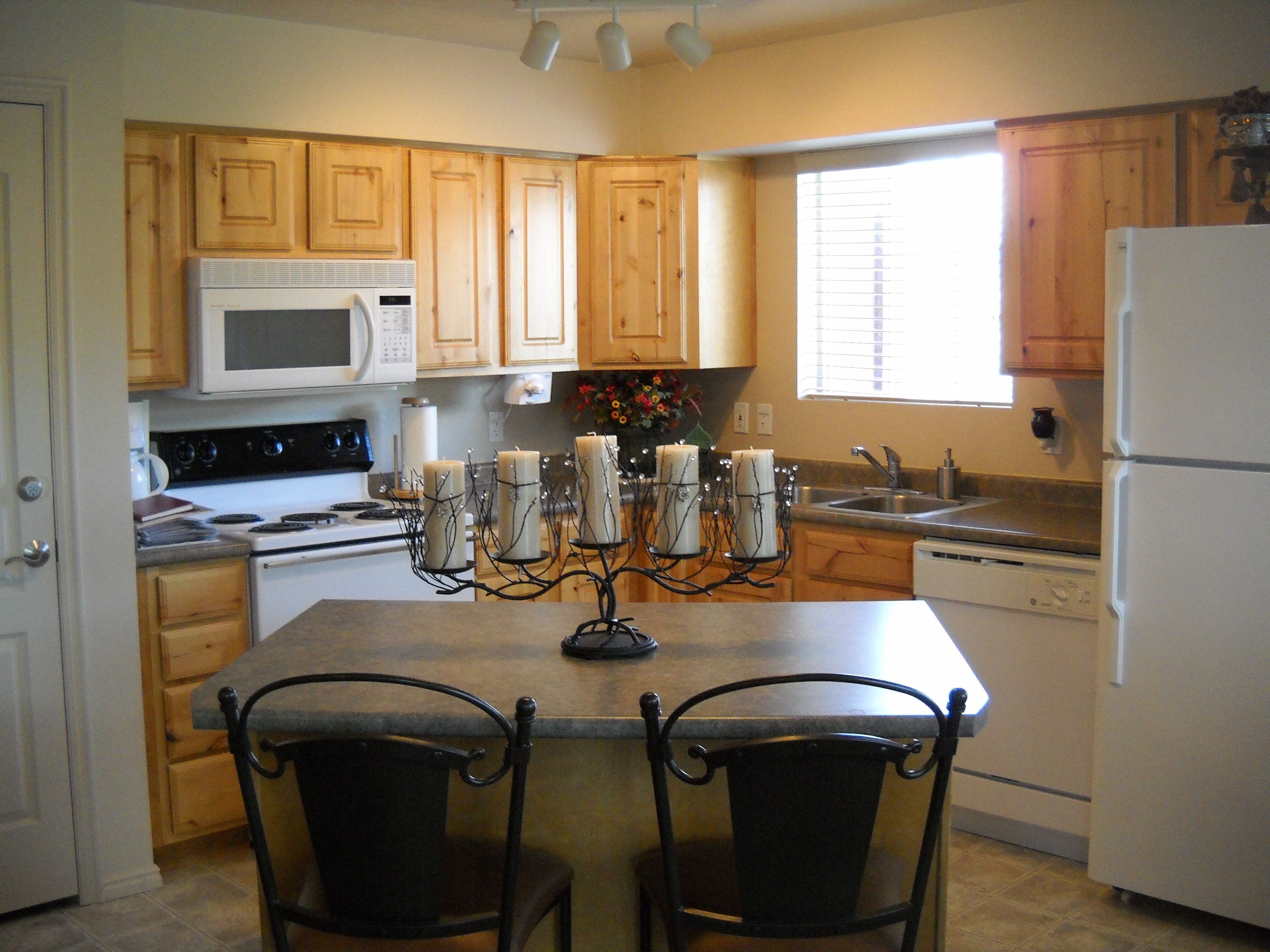 Beautiful Ski Condo with Mountain and Water Views!