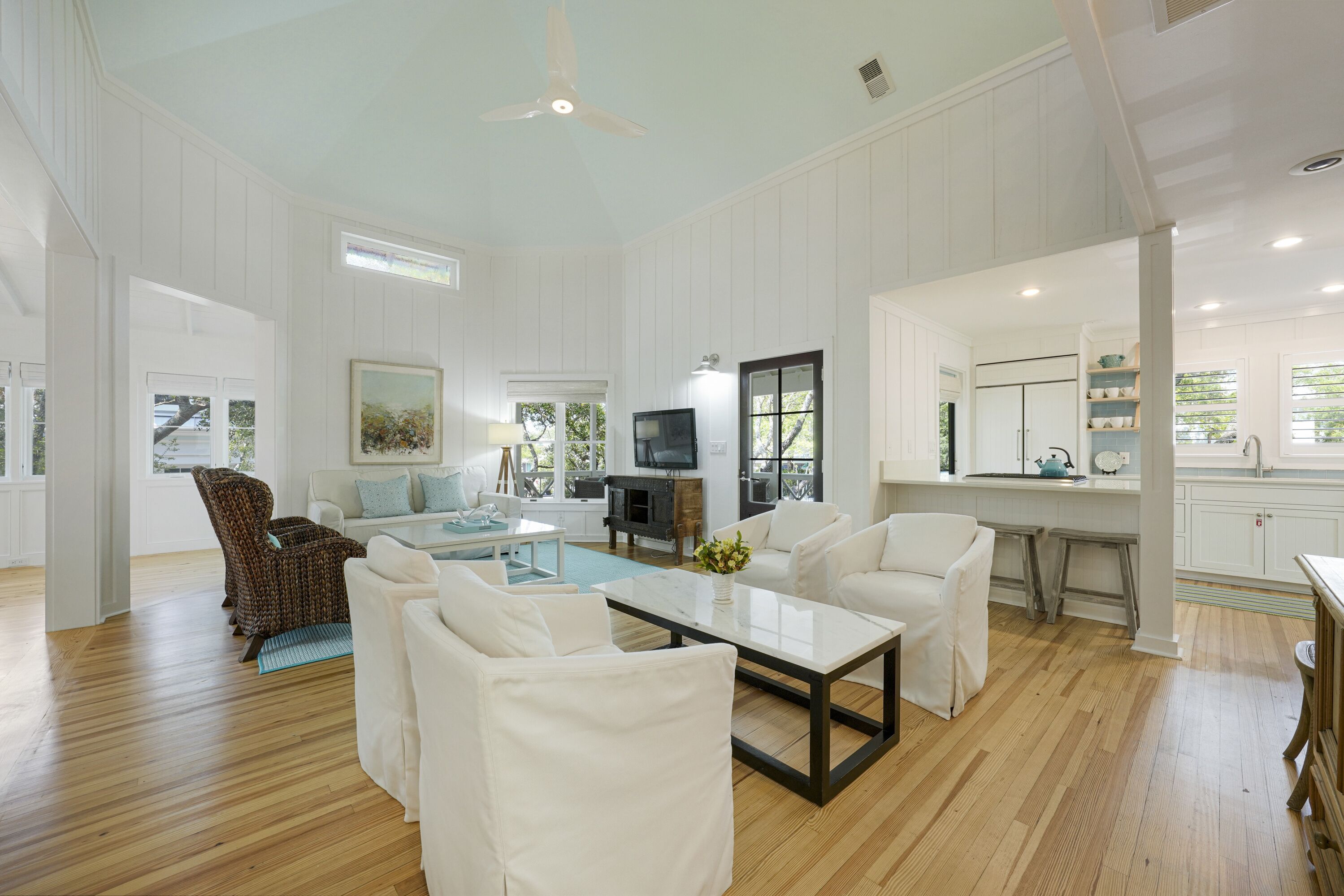 RENOVATED IN SEASIDE, GULF VIEWS, TOWER, LARGE PORCHES, Happily Ever After