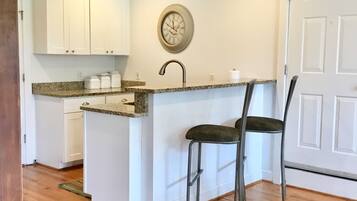 冰箱、微波炉、洗碗机、茶具/咖啡用具