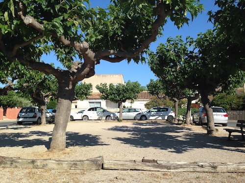 Beautiful house with garden and terrace, 400m from Valras and the beach + Air conditioning 