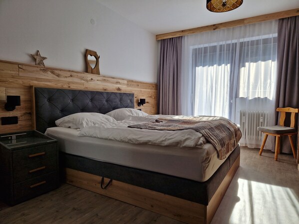 3 Schlafzimmer, kostenloses WLAN, Bettwäsche