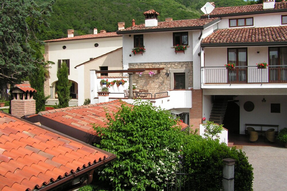 Iseo Lake Franciacorta House with character