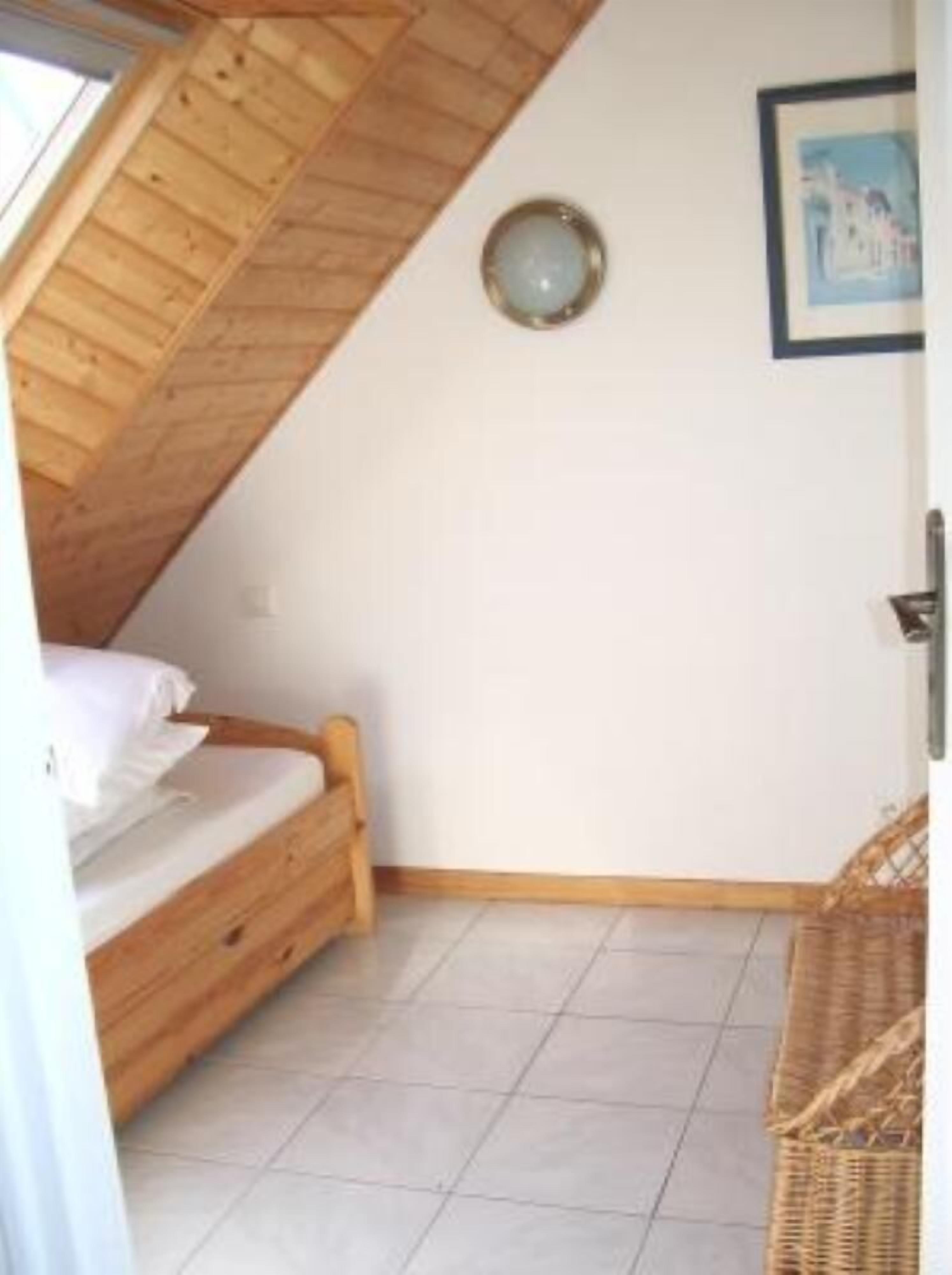 2 chambres, fer et planche à repasser, lit parapluie, Wi-Fi gratuit