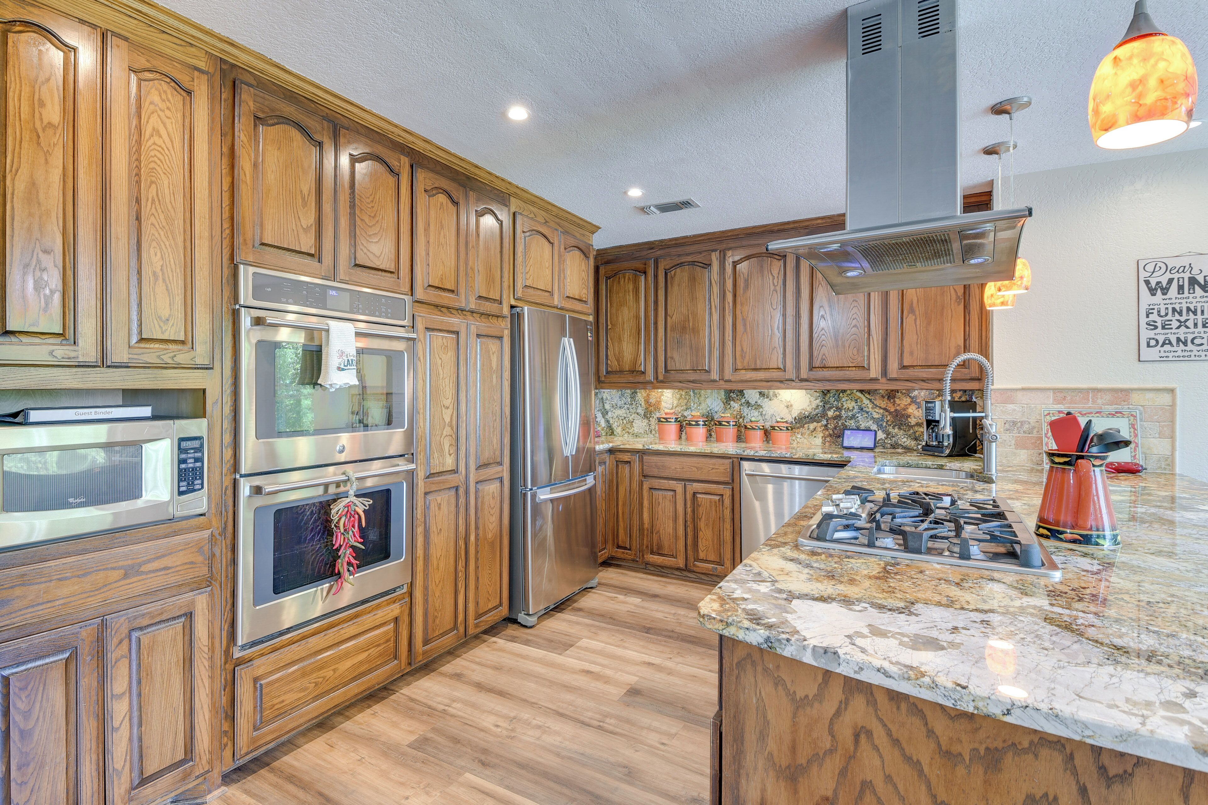 Waterfront Granbury Home w/ 3 Decks & Lake Access!