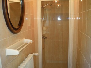 Shower, toilet paper