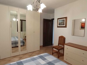 2 多间卧室、客房内保险箱、免费 WiFi