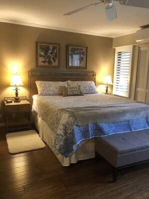 1 soverom, strykejern/-brett, wi-fi (inkludert) og sengetøy