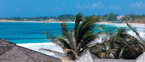 A la platja i tovalloles de platja