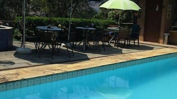Piscina externa
