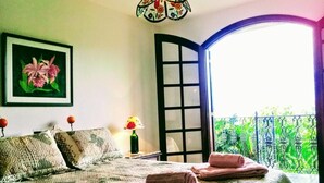 Suite em meio mata Atlantica Orquidea | Minibar, lydisolert, wi-fi (inkludert) og sengetøy