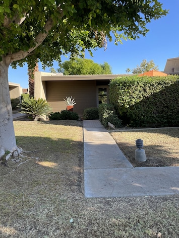 Front walkway to entrance