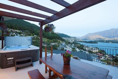 The most mindblowing view possible in Queenstown!