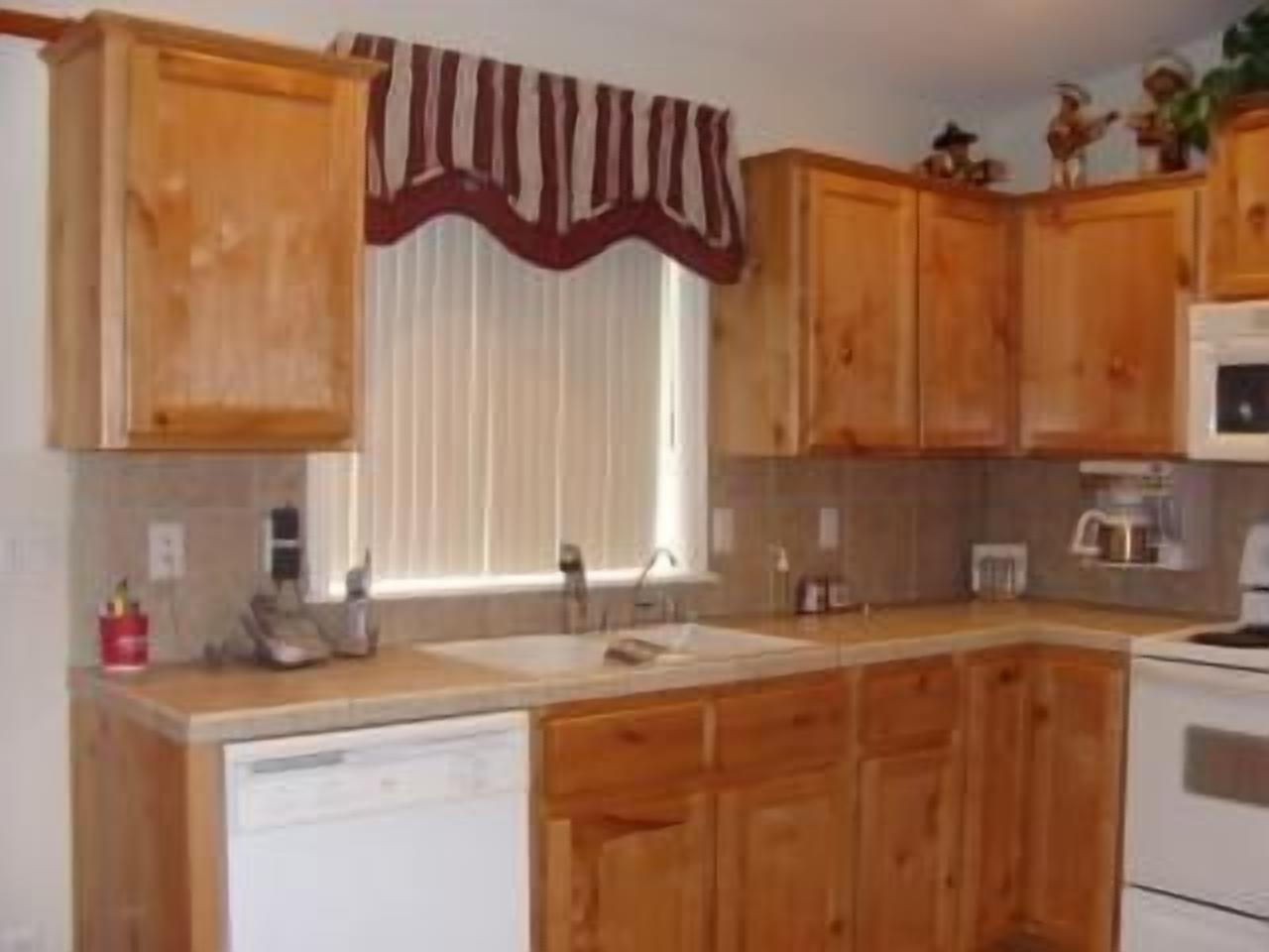 Winter Guest House Available November thru April. 