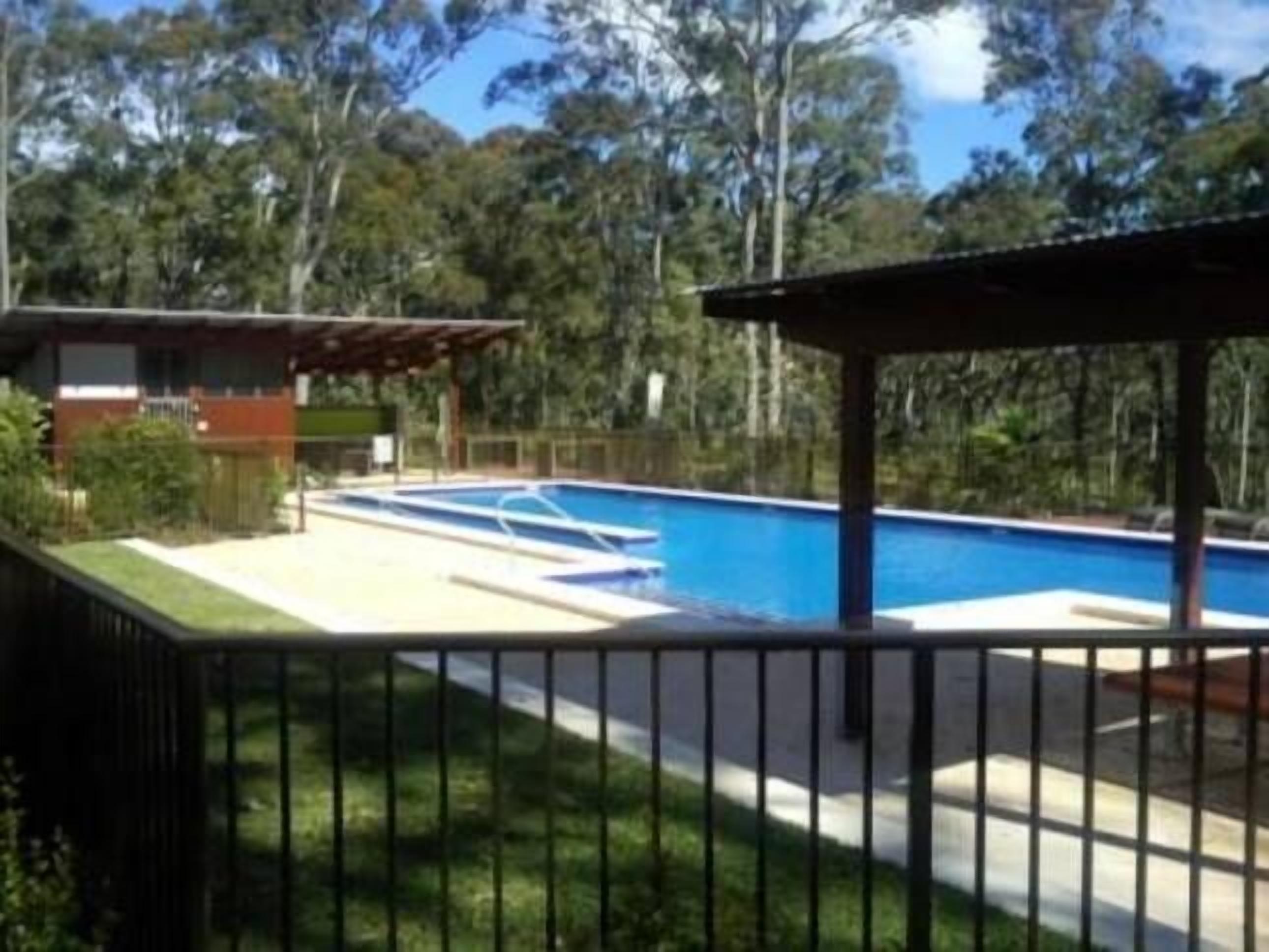 Wallarah Lodge, lake, pool, bush & beach getaway