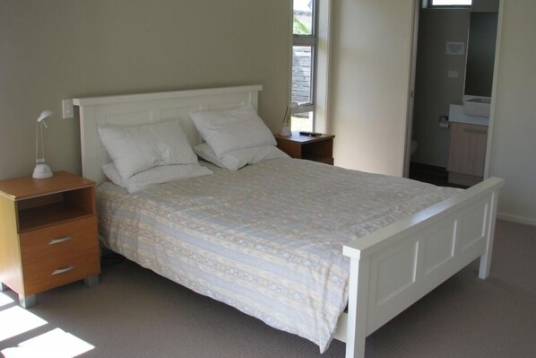 3 Schlafzimmer, Bügeleisen/Bügelbrett, Reisekinderbett, kostenloses WLAN