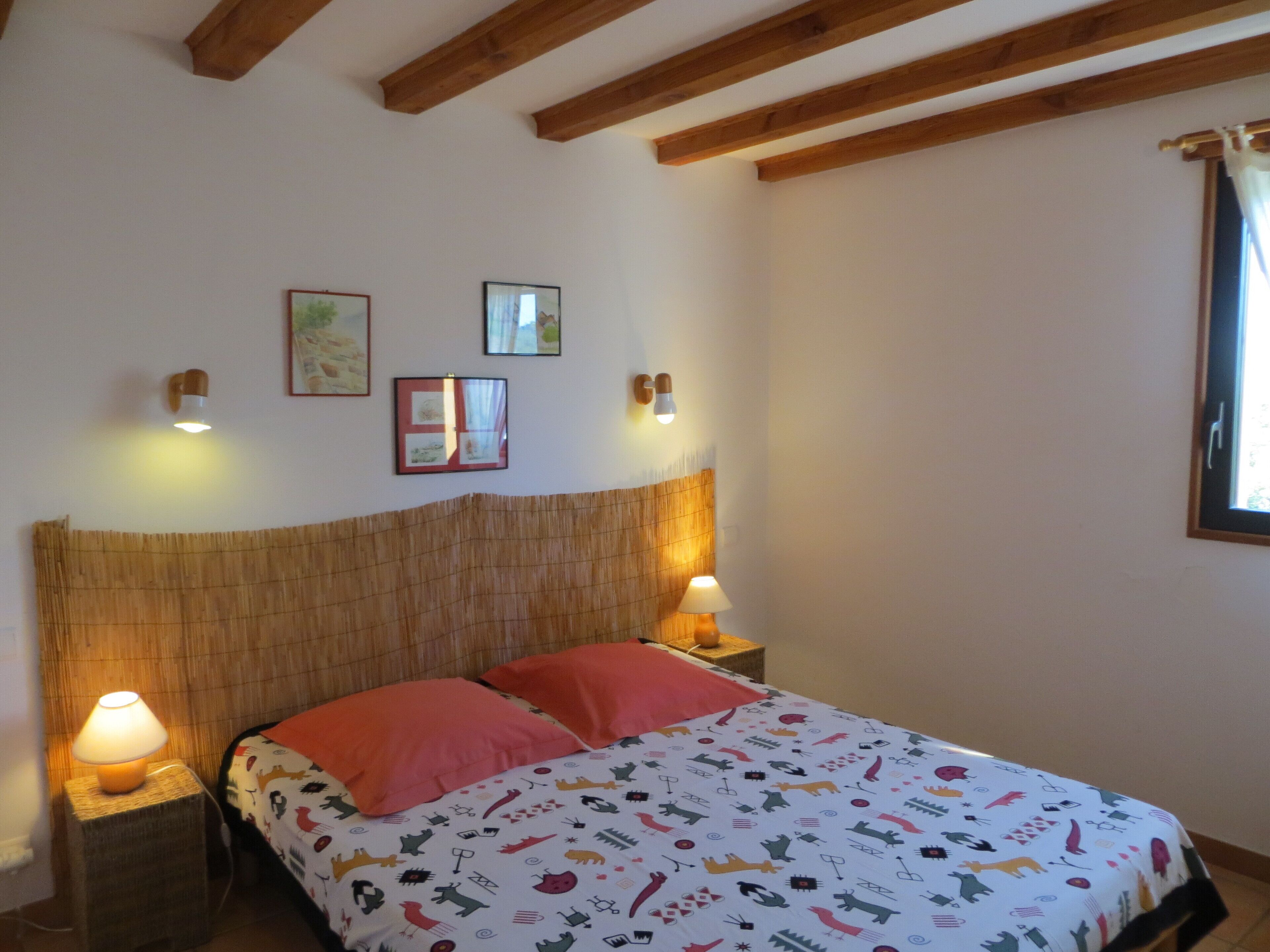 4 bedrooms, iron/ironing board, travel cot, bed sheets