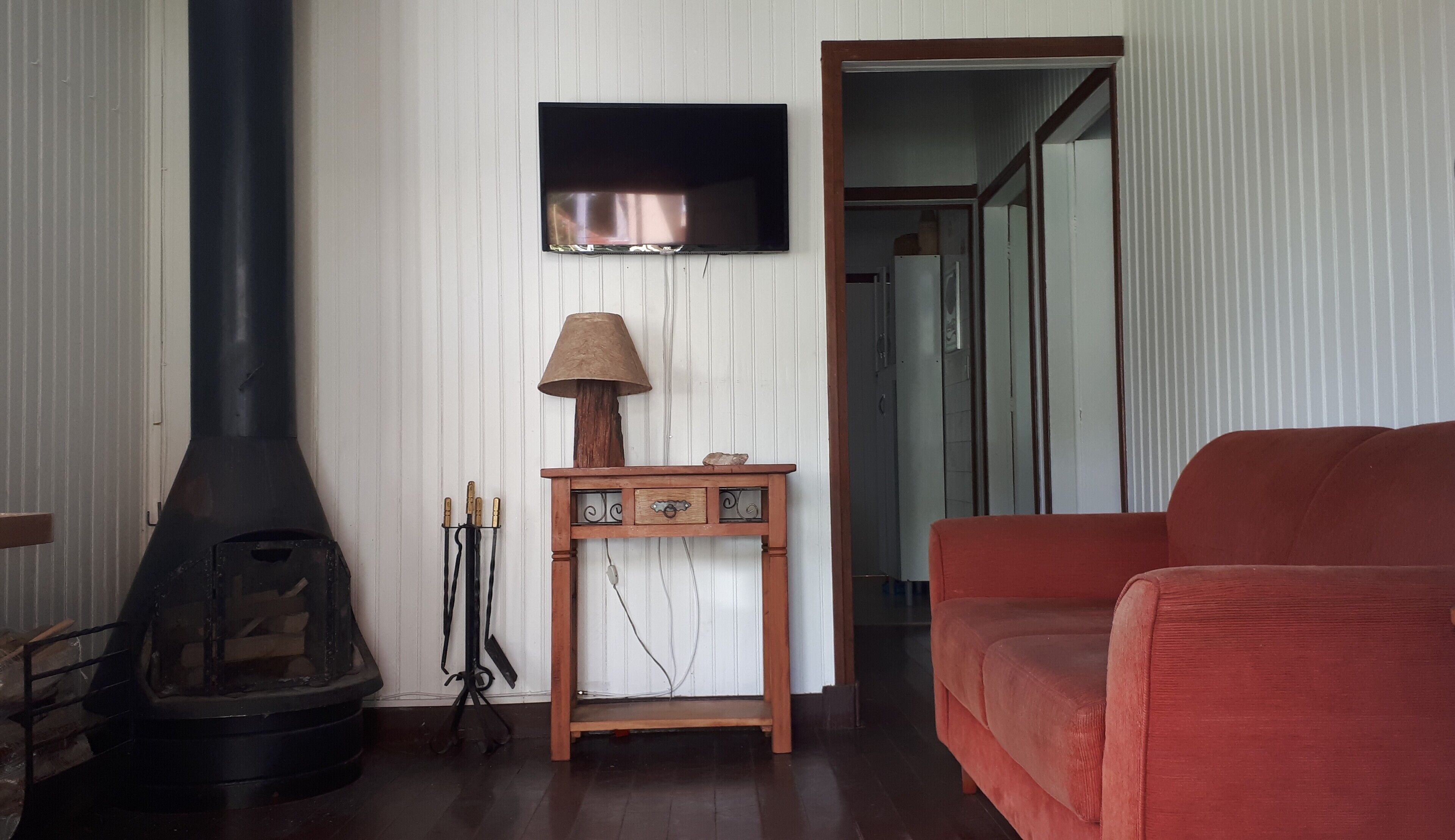 Wooden Chalet - Fireplace and Bonfire - 2 blocks from Av. main