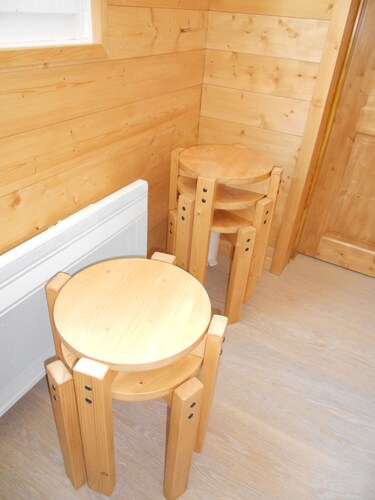 STATION CENTER, AT THE FOOT OF THE SLOPES, in a quiet residence, 5-bed apartment