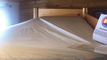 Basic Shared Dormitory, 1 Single Bed, Non Smoking, Mountain View | Free WiFi, bed sheets