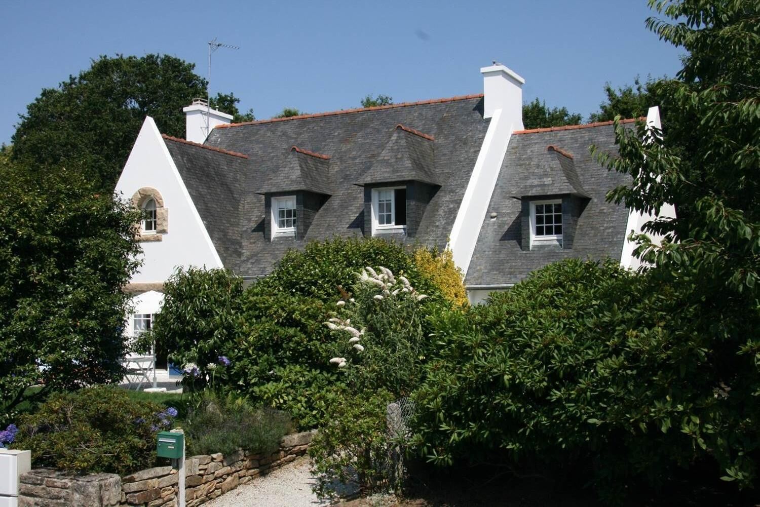 South Brittany Sainte-Marine..800 m away from the beach.9 people,Wi-Fi,whirlpool