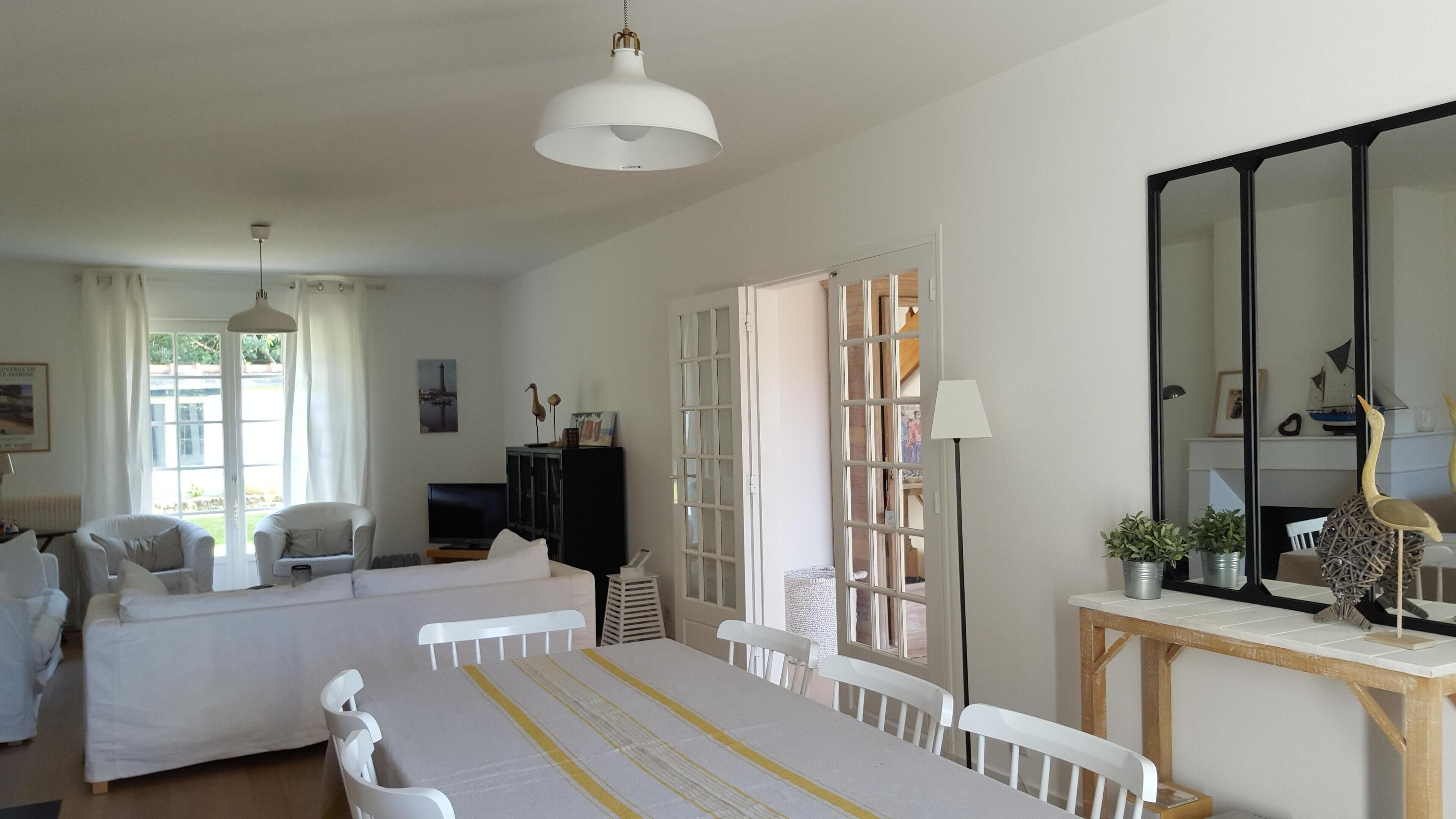 South Brittany Sainte-Marine..800 m away from the beach.9 people,Wi-Fi,whirlpool