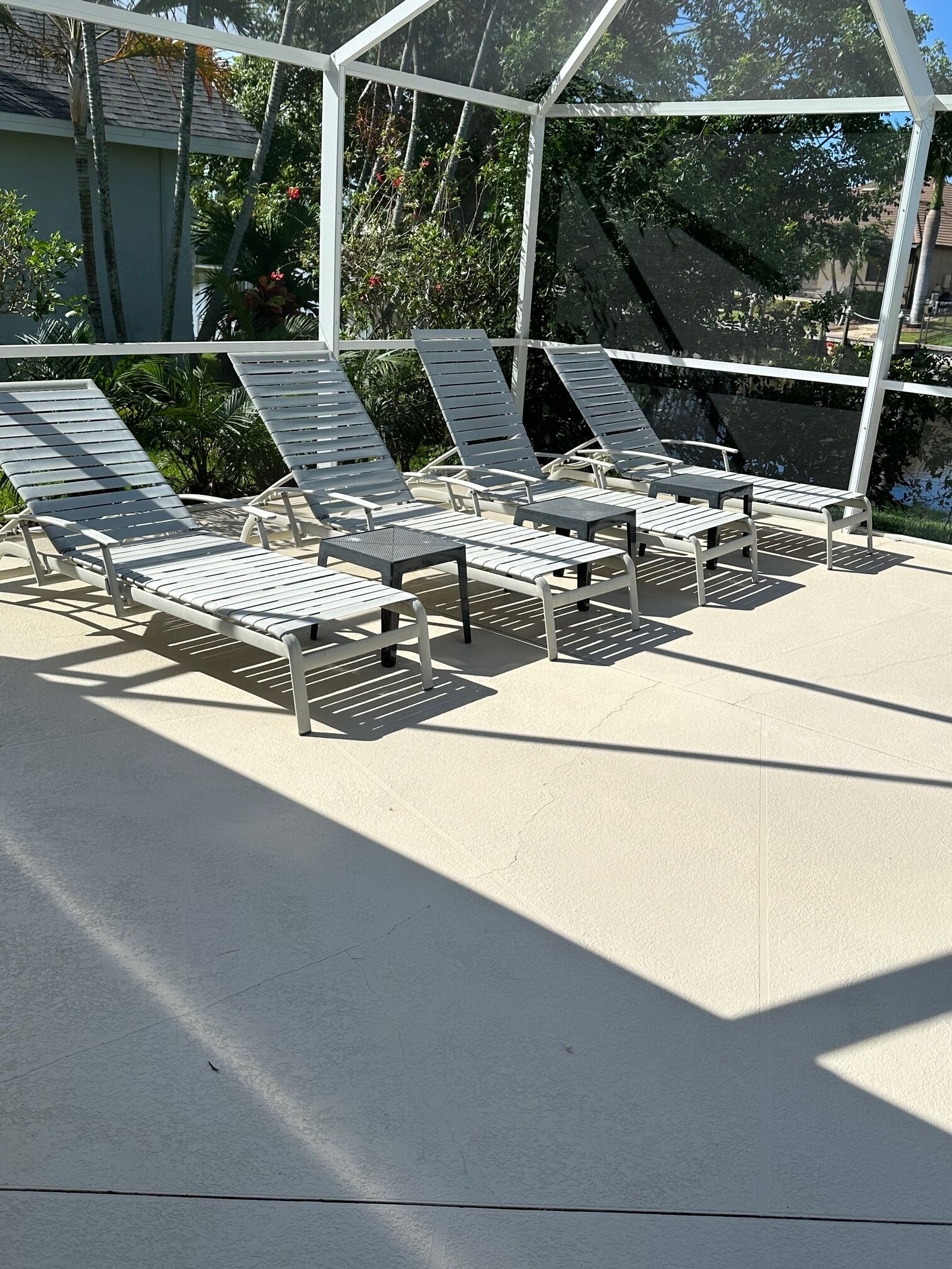 Chaise Loungers