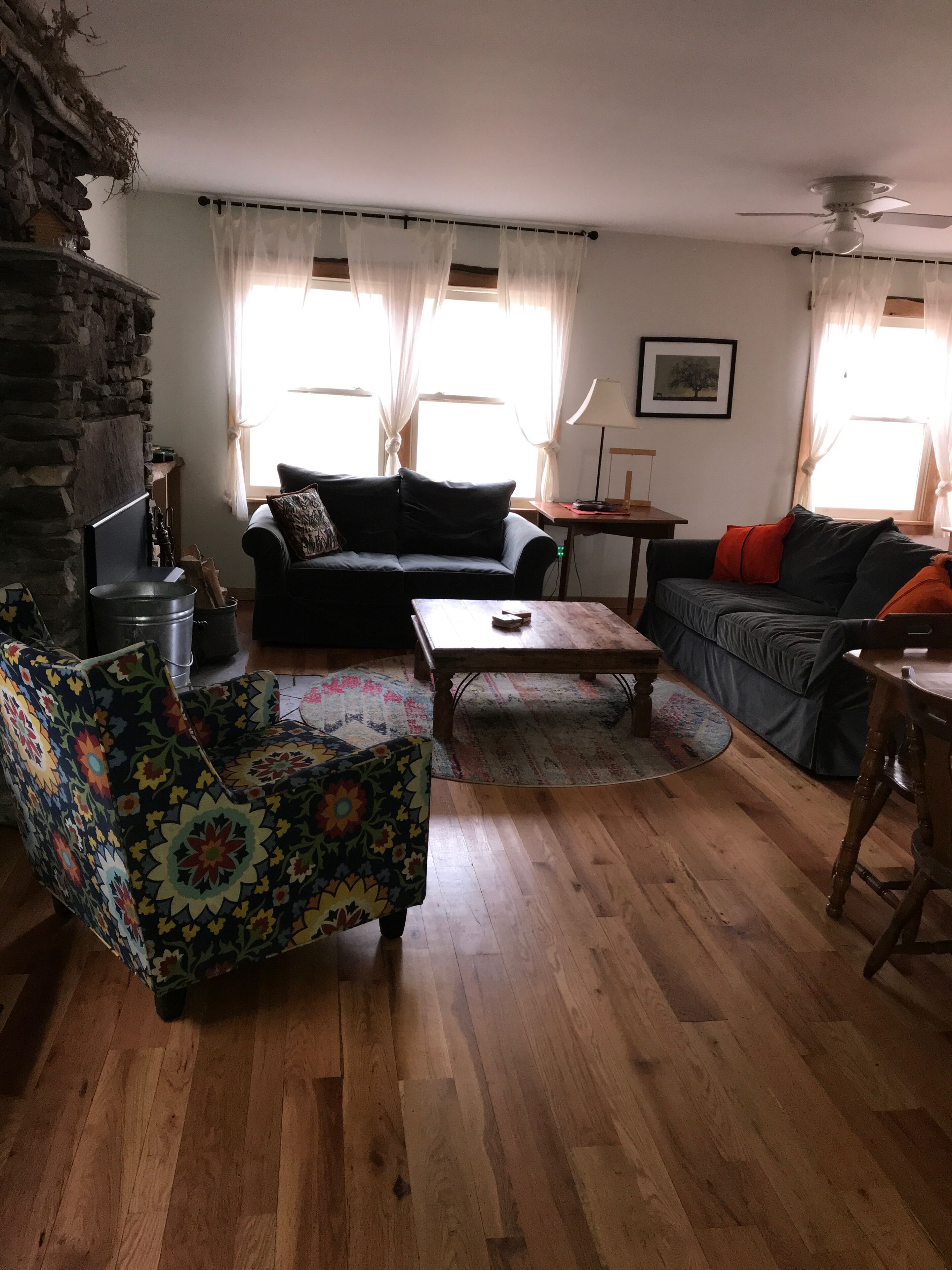 Bikers paradise! Adjacent to Dupont State Park and REEB!!!