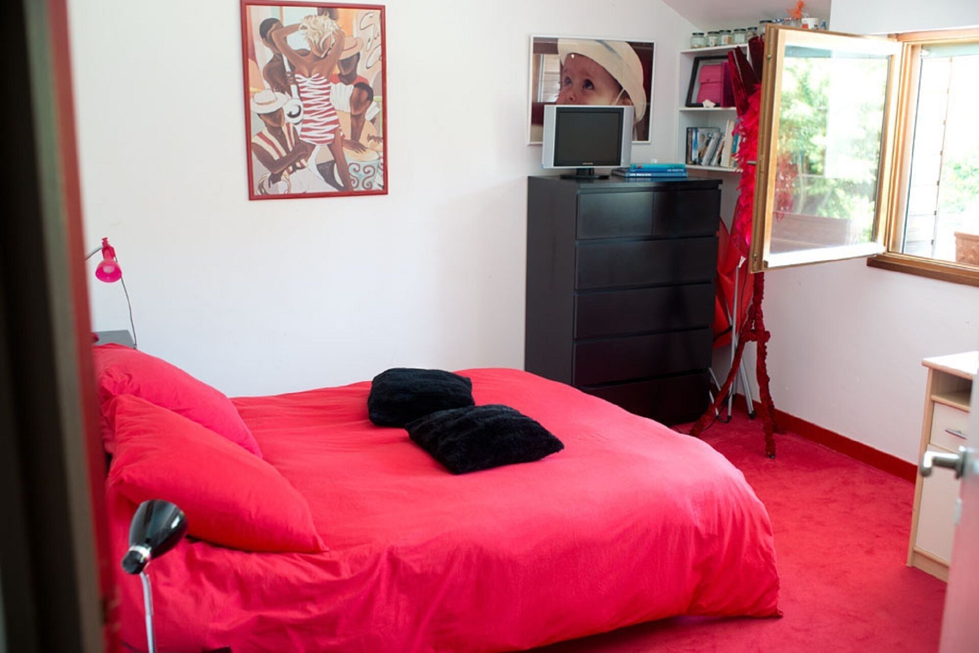  Bamboo Villa with pool 50 m from the sea 