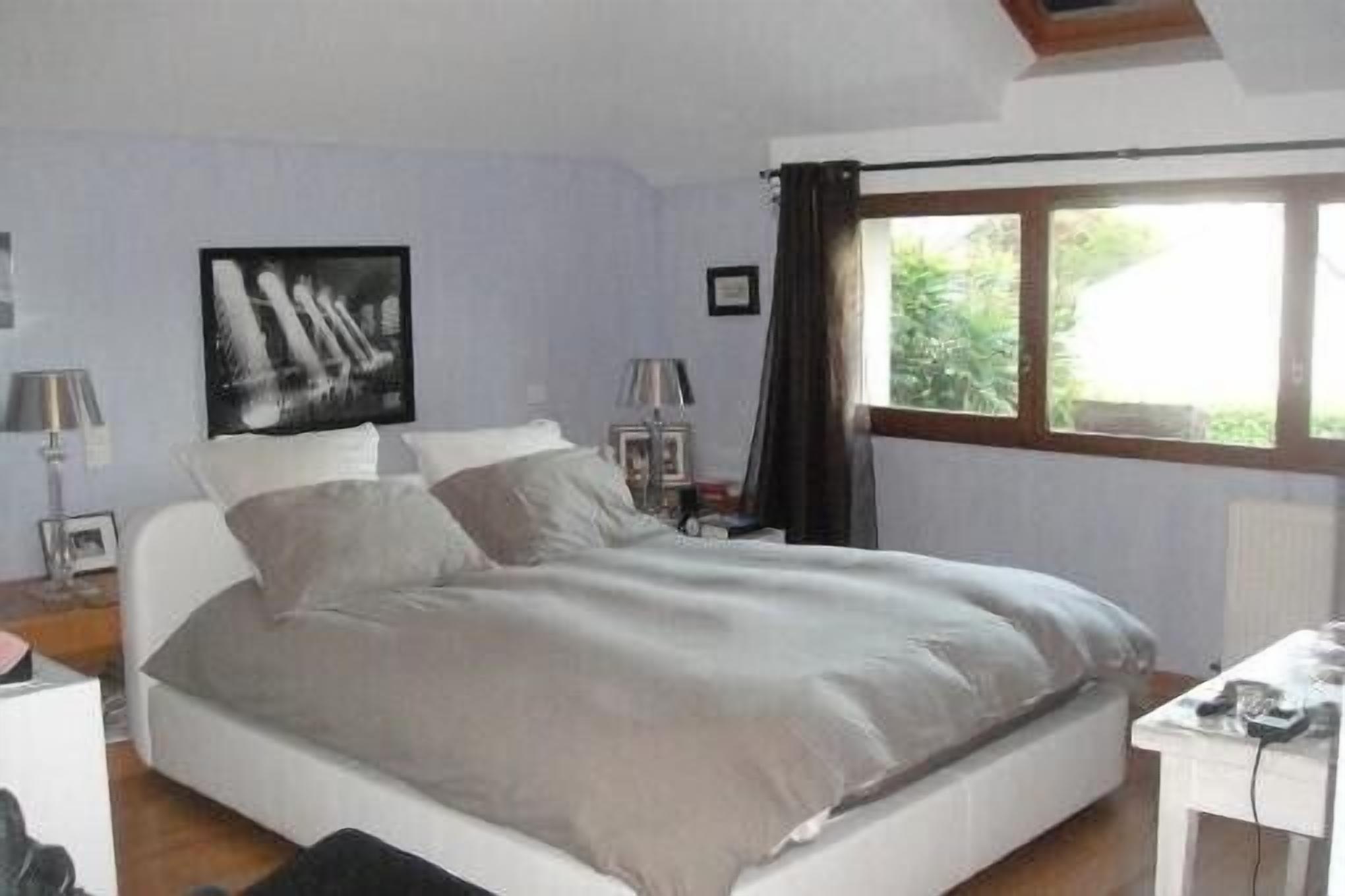  Bamboo Villa with pool 50 m from the sea 