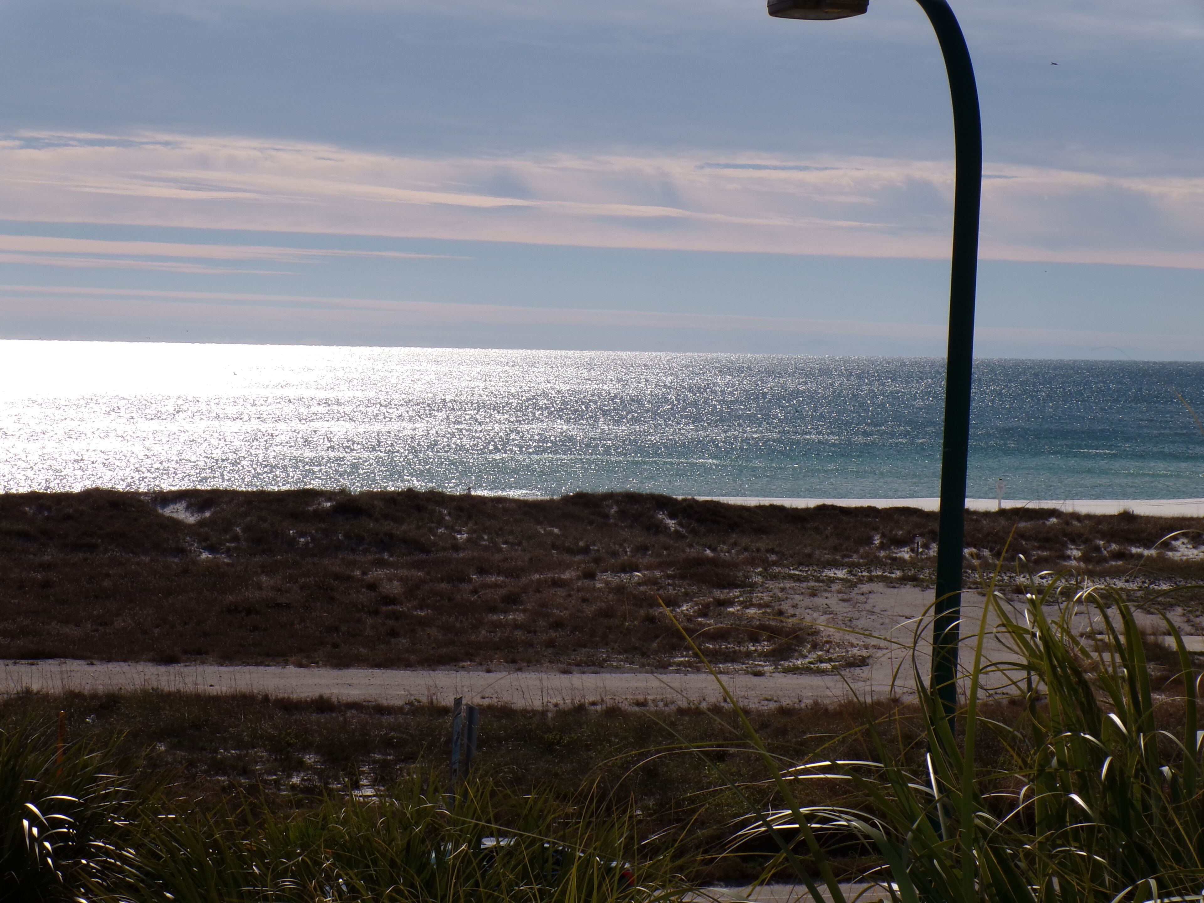 Beach nearby, sun-loungers, beach towels
