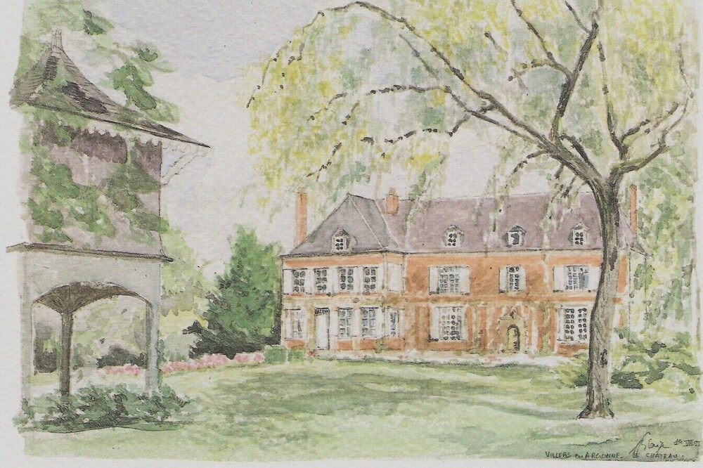 Hunting lodge, the East Wing, on estate with a park, pool and chateau
