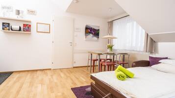 1 bedroom, iron/ironing board, free WiFi, bed sheets