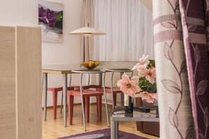 Dining - Apartment 1   top floor apartment with terrace (Wien)