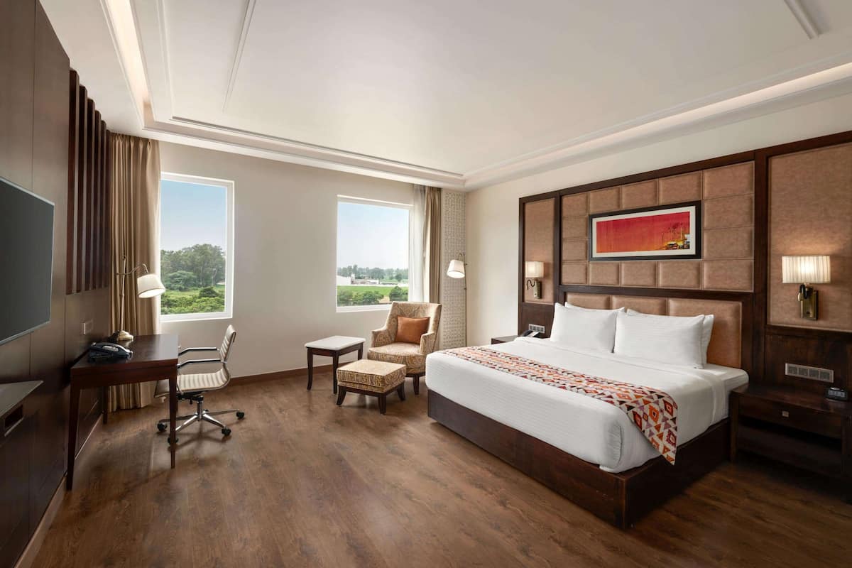 Pillow-top beds, minibar, in-room safe, desk