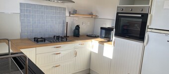 Pretty fenced house Classified 3 stars (sleeps 6) From € 350 per week