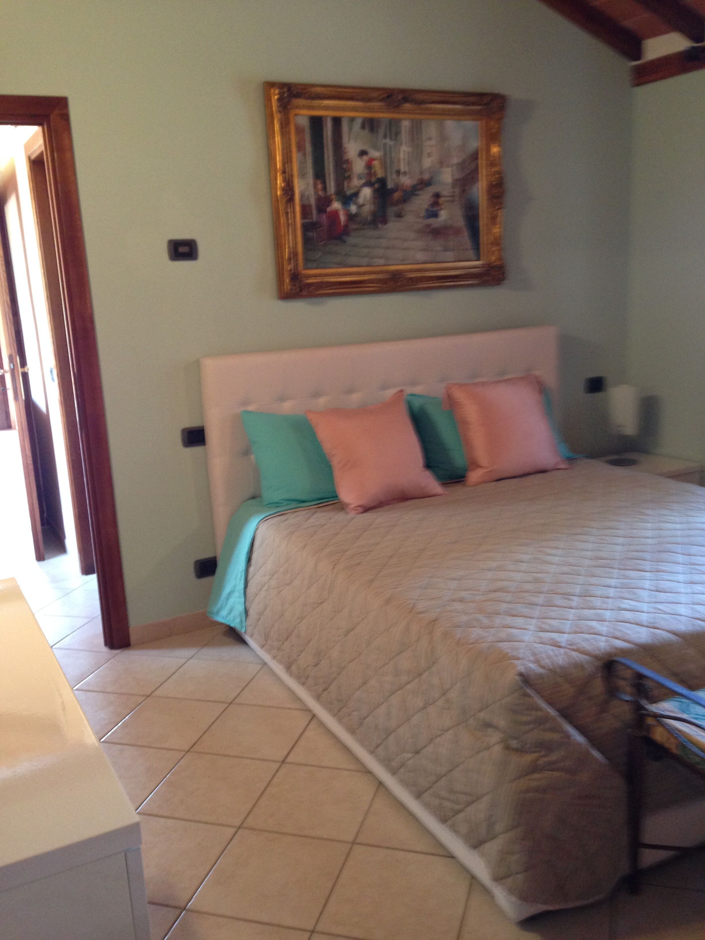 Magnificent Tranquil Tuscan Villa in the Countryside