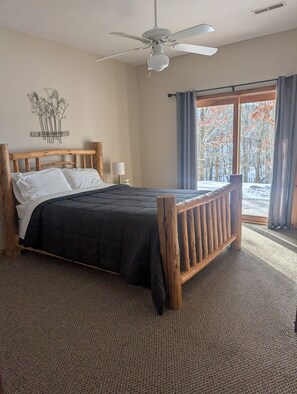 8 Schlafzimmer, Bügeleisen/Bügelbrett, Reisekinderbett, kostenloses WLAN