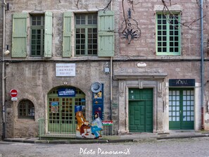 Exterior detail - Well-equipped house with character and garden near the city center (Pézenas)