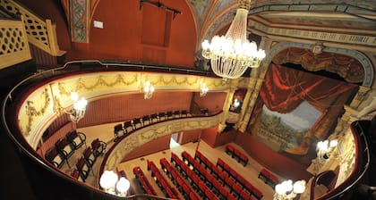 Maison *** de caractÚre avec jardin bien, équipée, au calme proche centre ville