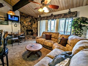 Fireplace, DVD player