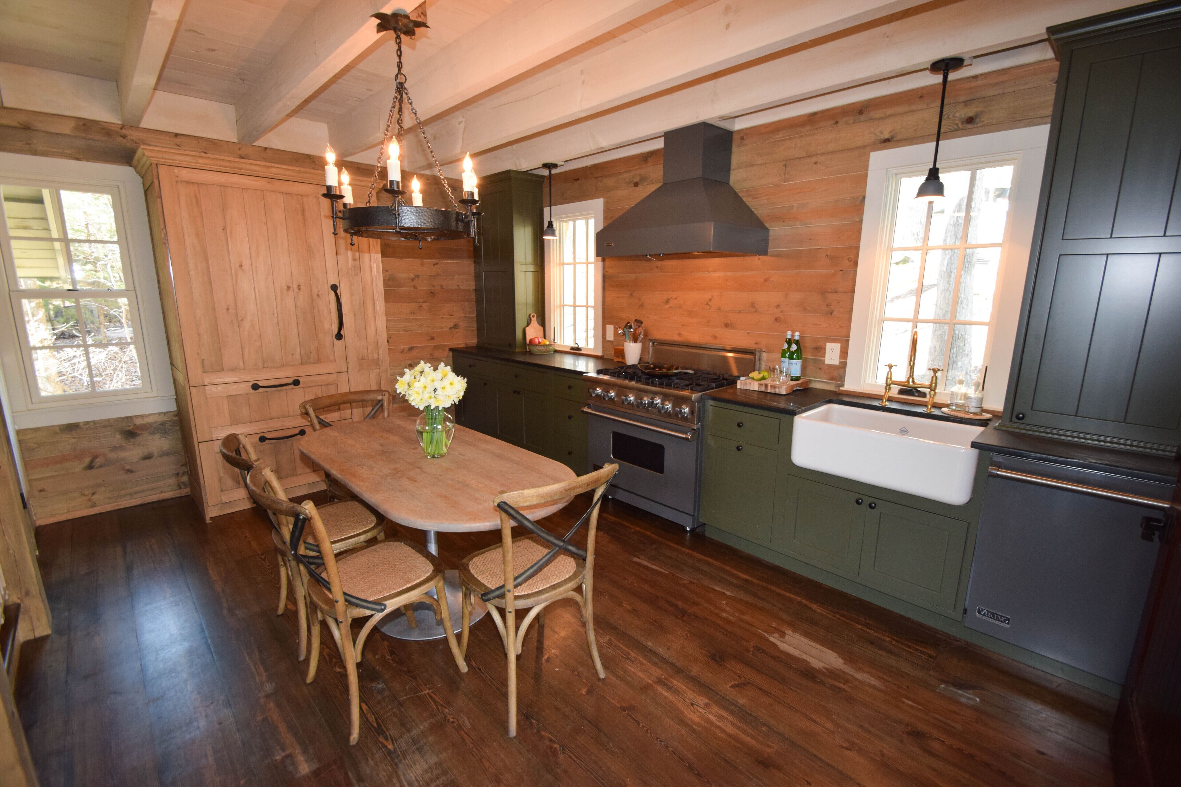 Brand new 4/3 home on Beautiful Smith Lake Alabama