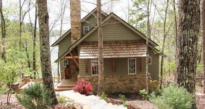 Upouusi 4/3-koti kauniilla Smith Lake Lake Alabamalla