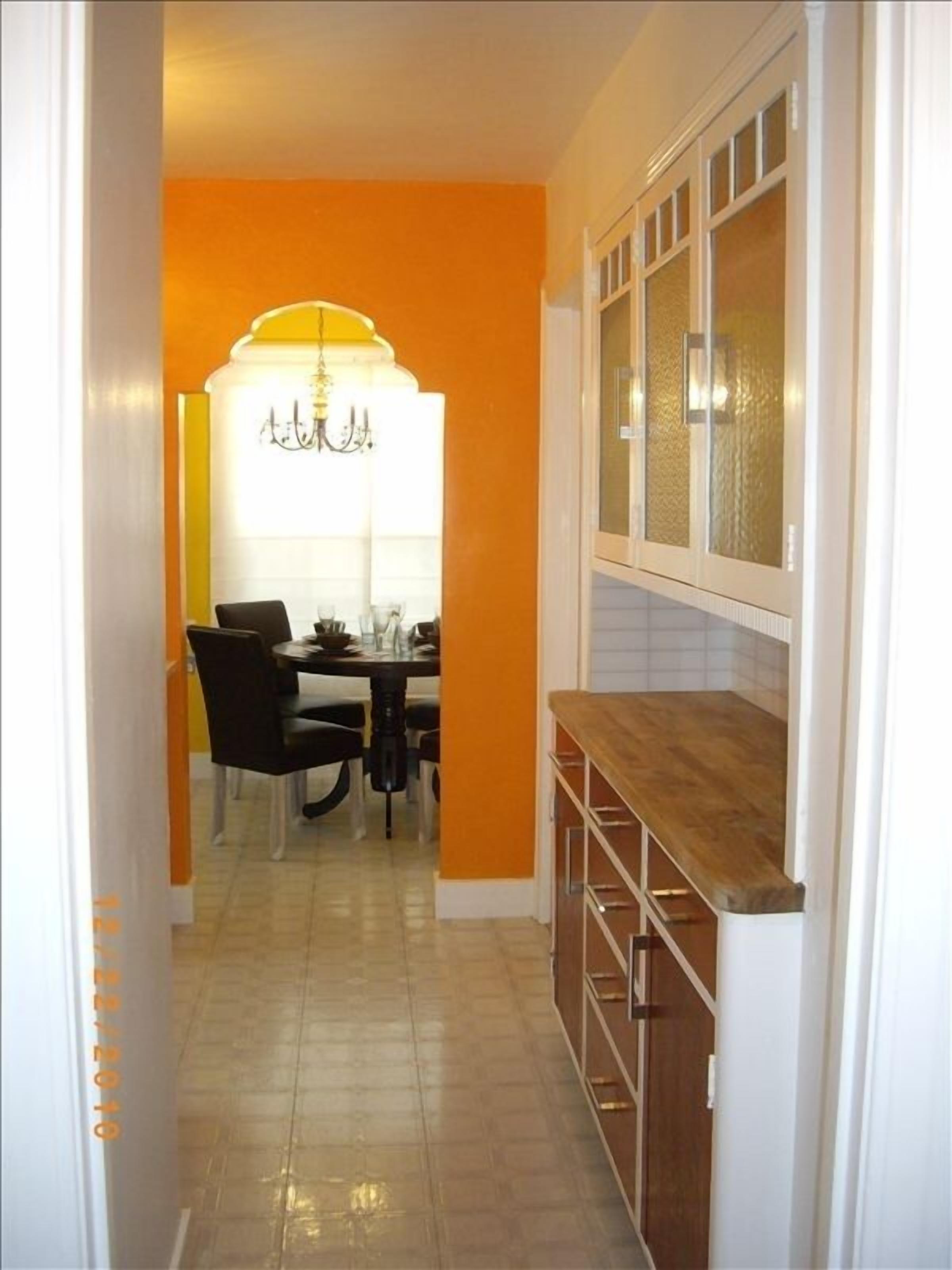 Lovely Laurel District Sanctuary-Spacious One Bedroom Duplex\/Flat With Parking