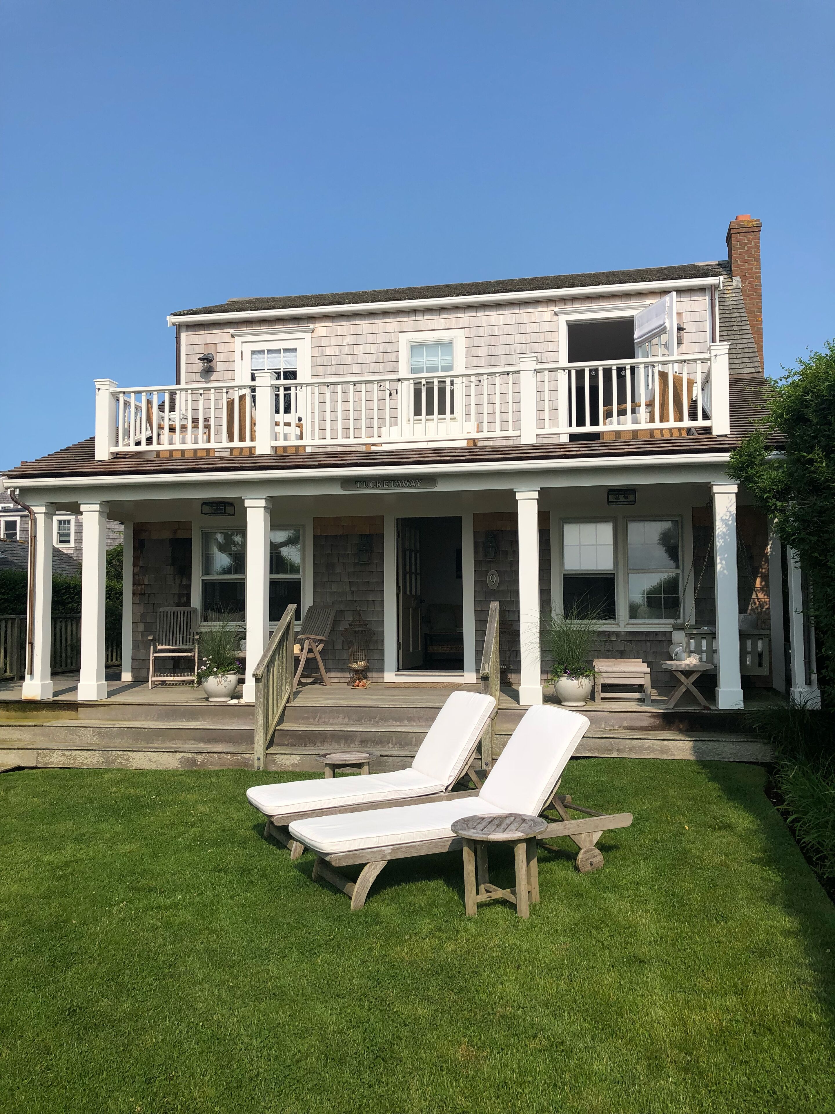 Beach Front! All newly renovated