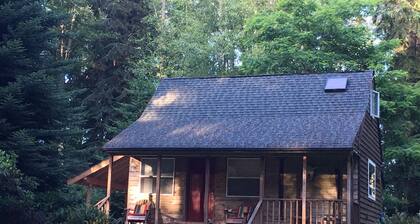 Charming Tiny House on Private 5 Acres Whidbey Island
