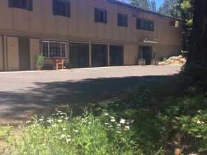 Exterior - A Lodge As Unique As Your Group. Come Explore! Sleeps 30+. (Arnold)